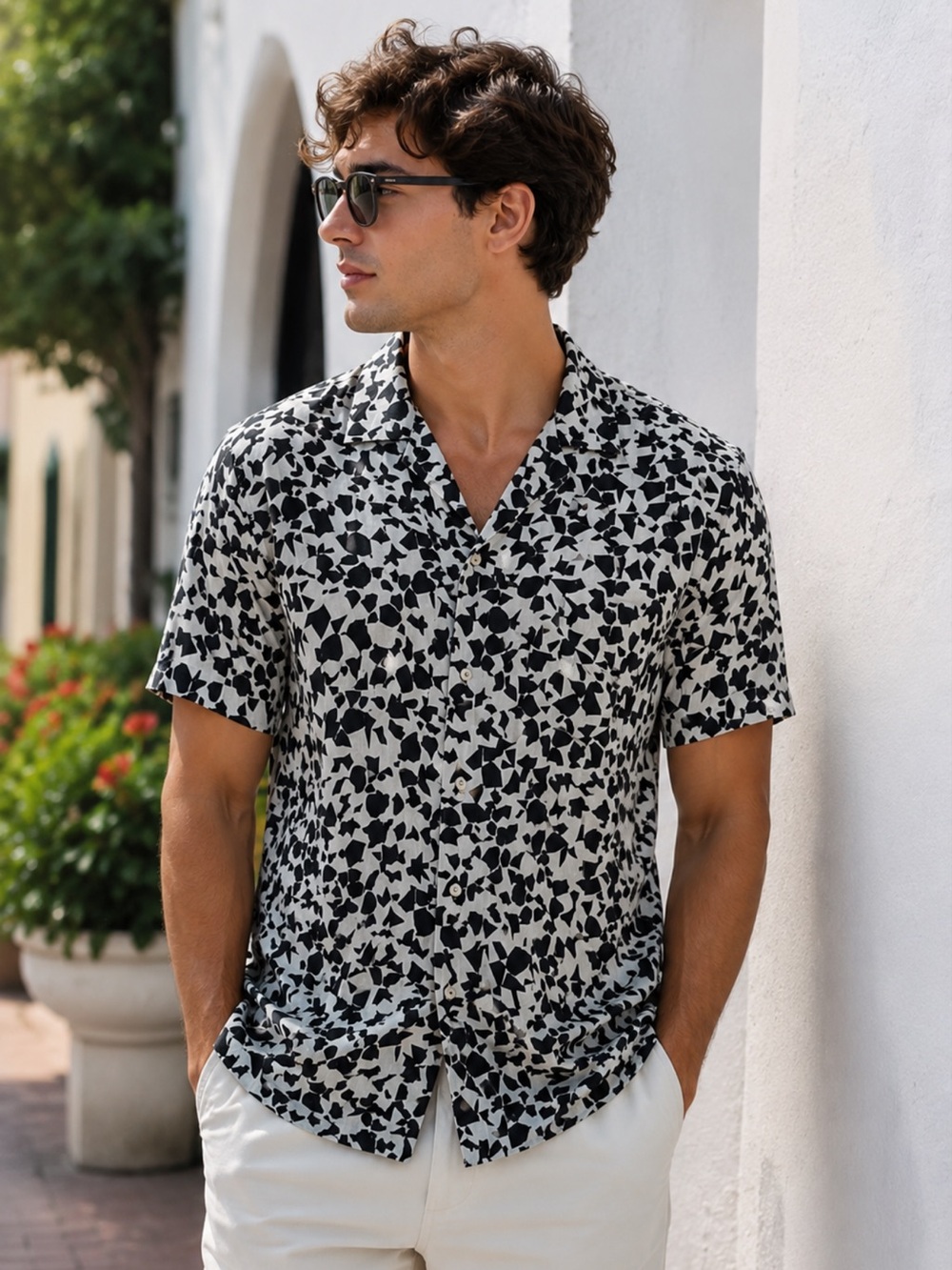 Zara Men’s Black White Abstract Print Short Sleeve Button Down Shirt Small